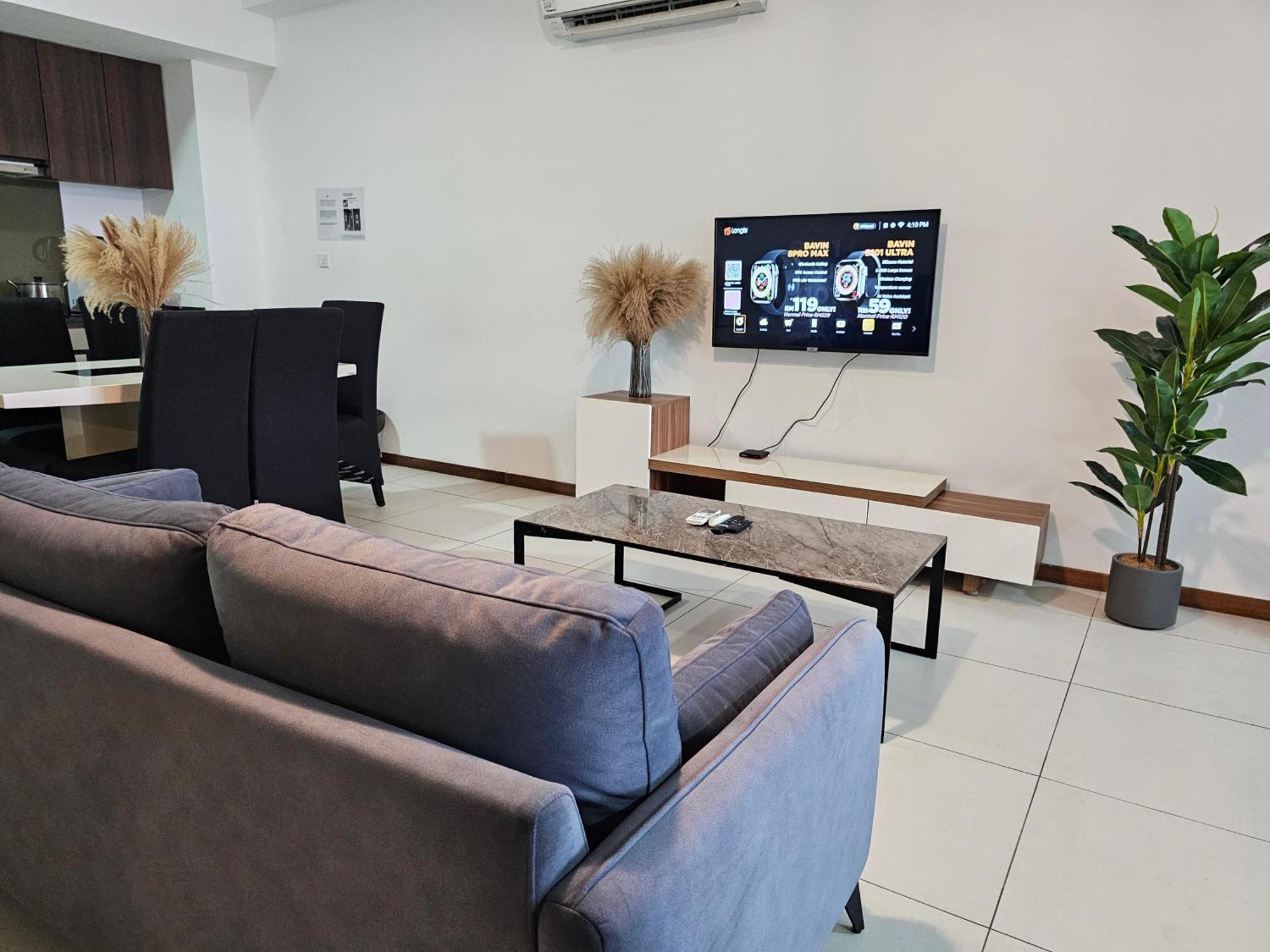 Deluxe Seaview Suite Twin Bed By The Only Bnb Tanjung Tokong エクステリア 写真